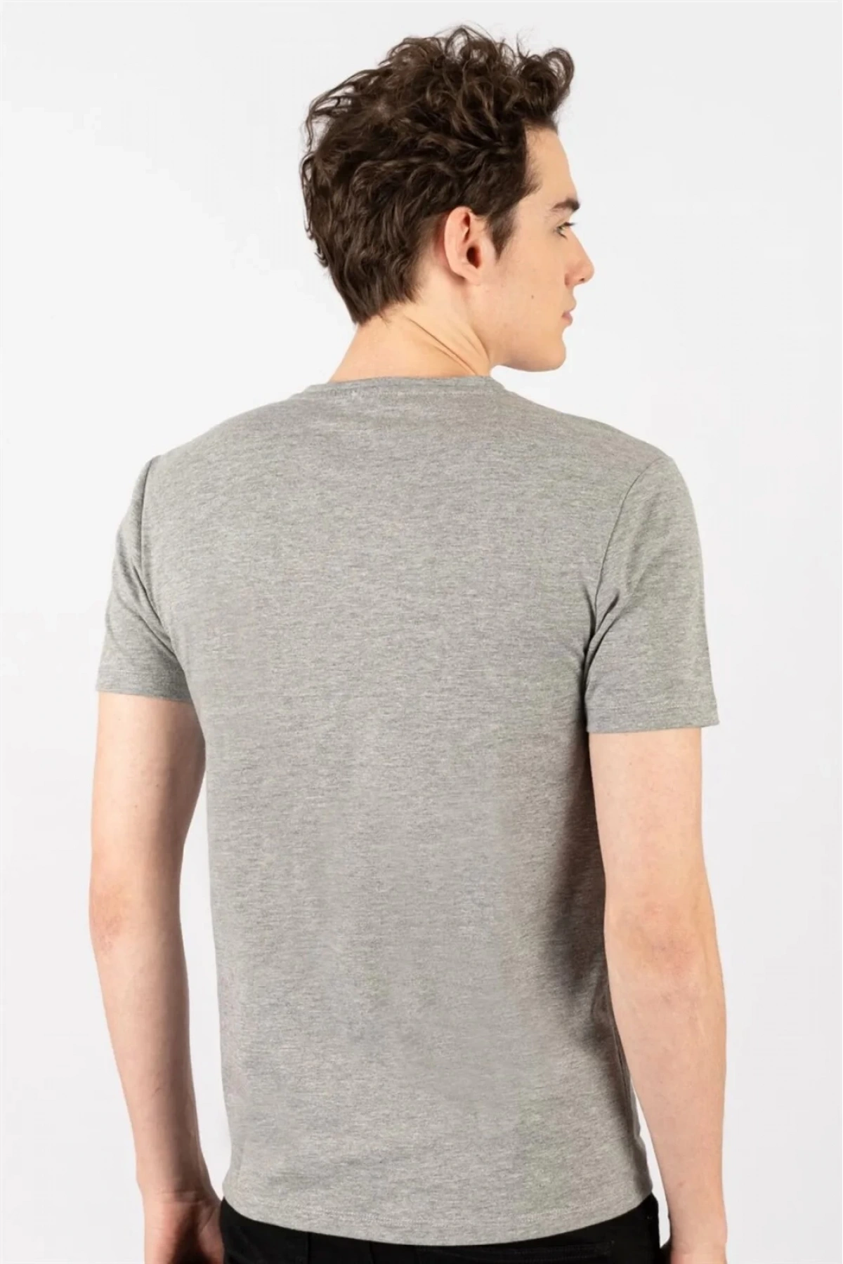 Erkek Gri Likralı Şık Pamuklu Yumuşak Dokulu Slim Fit Dar Kesim V Yaka Basic Tişört