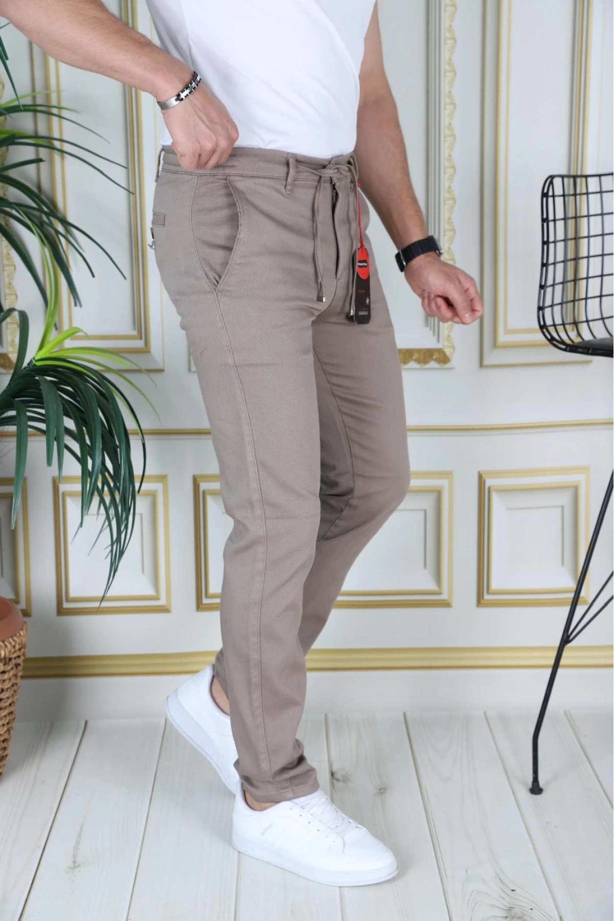 Erkek Kahve Slim Fit Esnek Likralı Armürlü Keten Pantolon Bağcıklı Kemerli Beli Lastikli Şık Pantolon