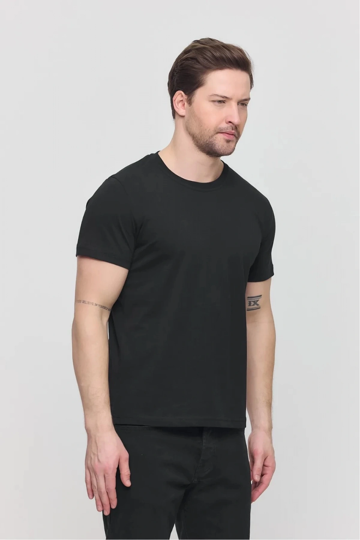 Erkek Siyah Likralı Şık Pamuklu Slim Fit Dar Kesim Bisiklet Yaka Basic Tişört