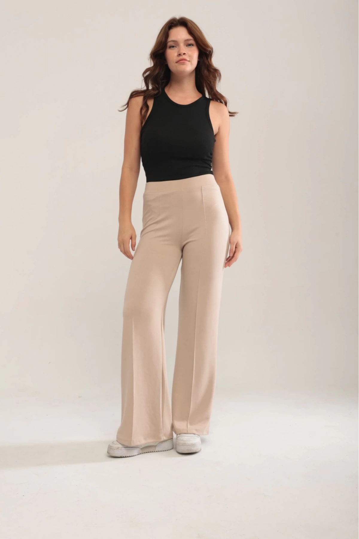 Kadın Bej Modal Bol Paça Çımalı Yüksek Bel Yumuşak Dokulu Beli Lastikli Likralı Pantolon