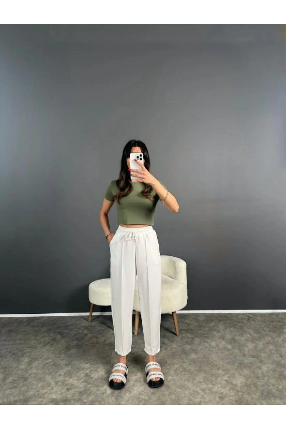 Kadın Beyaz Renk Beli Lastikli Modal Kumaş Çımalı Bilek Pantolon Yumuşak Dokulu Şık Bağcıklı Pantolon