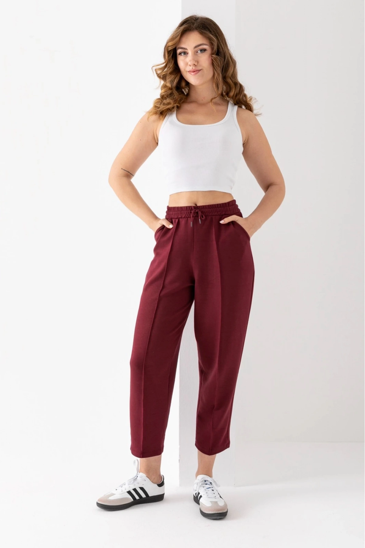 Kadın Bordo Renk Beli Lastikli Modal Kumaş Çımalı Bilek Pantolon Yumuşak Dokulu Şık Bağcıklı Pantolon