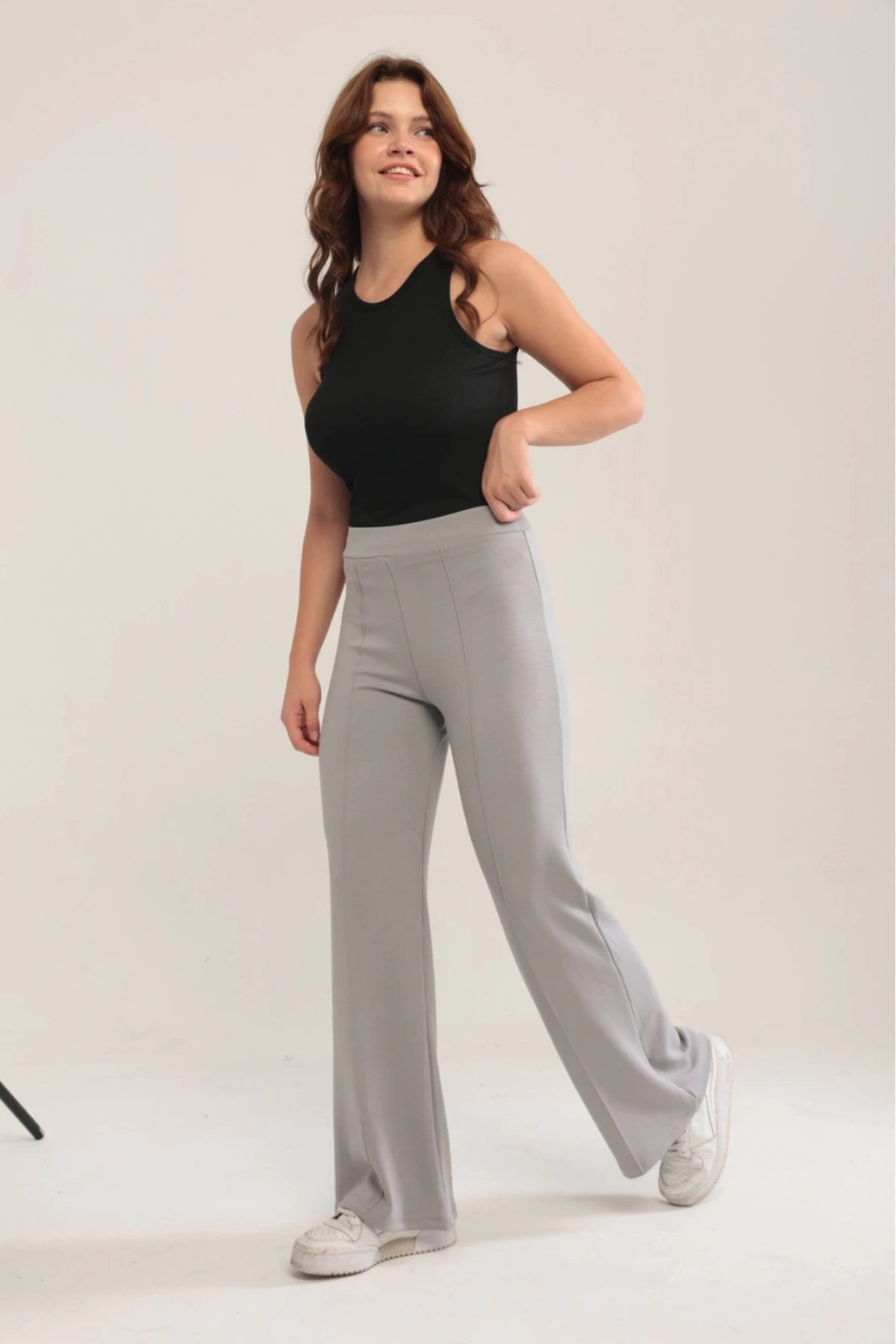 Kadın Gri Modal Bol Paça Çımalı Yüksek Bel Yumuşak Dokulu Beli Lastikli Likralı Pantolon