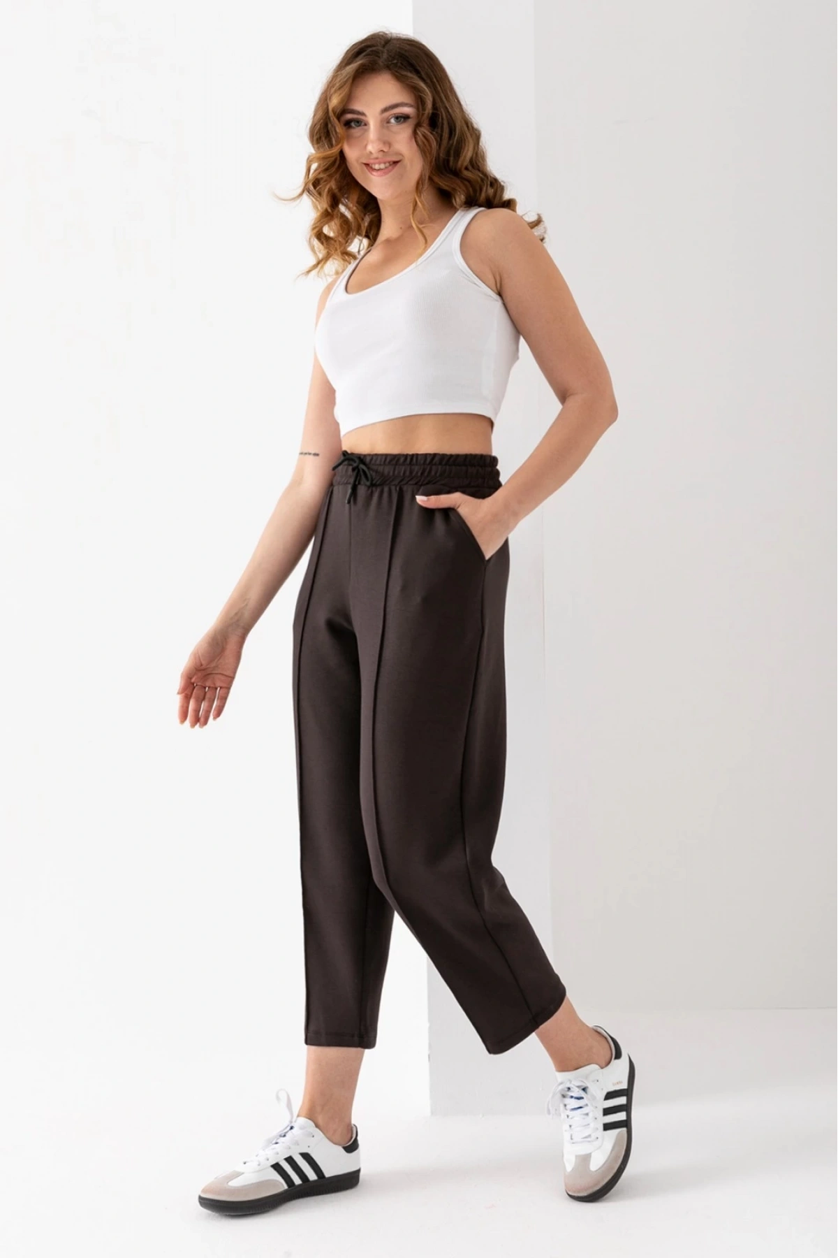 Kadın Kahverengi Beli Lastikli Modal Kumaş Çımalı Bilek Pantolon Yumuşak Dokulu Şık Bağcıklı Pantolon