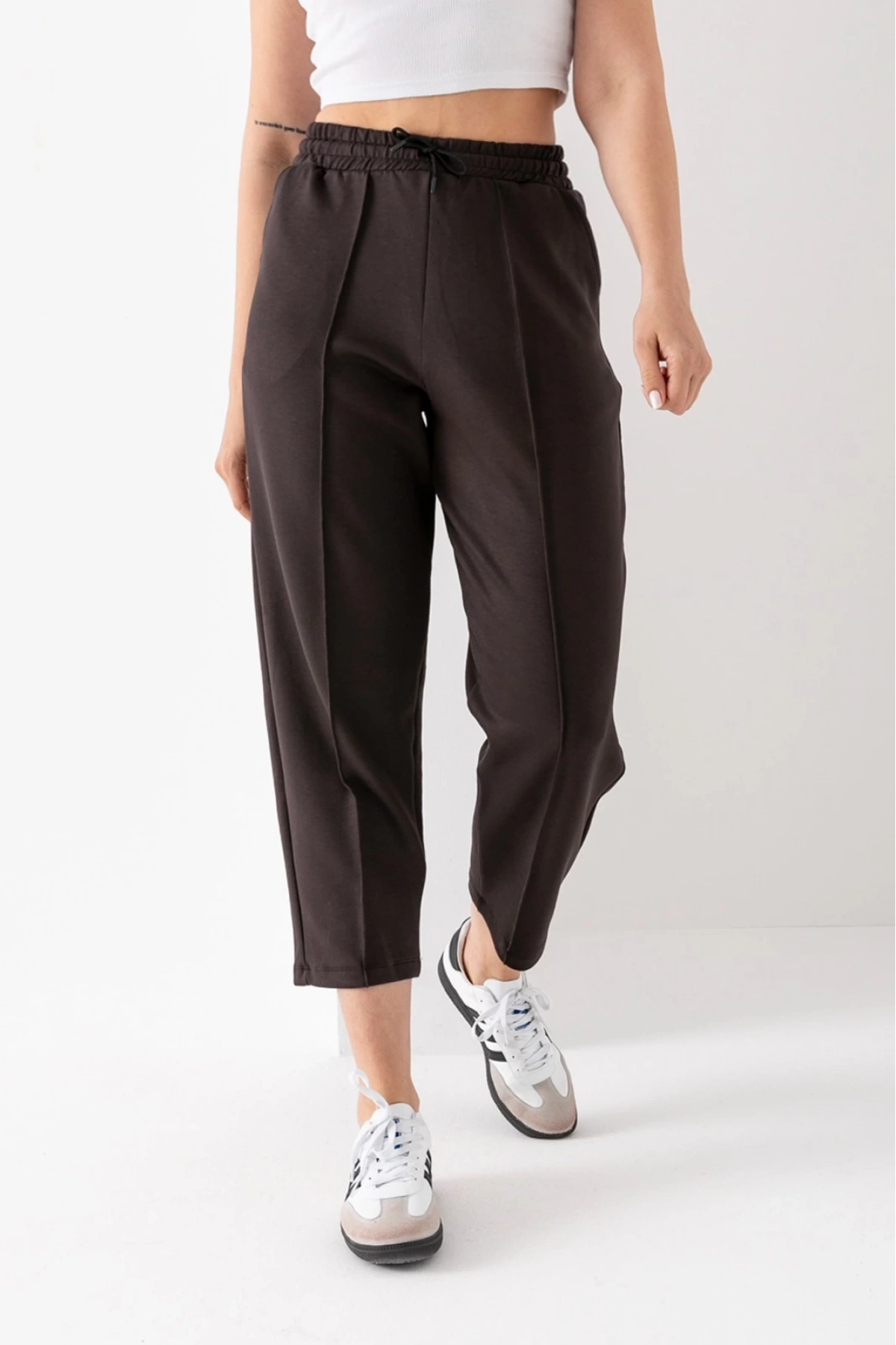 Kadın Kahverengi Beli Lastikli Modal Kumaş Çımalı Bilek Pantolon Yumuşak Dokulu Şık Bağcıklı Pantolon