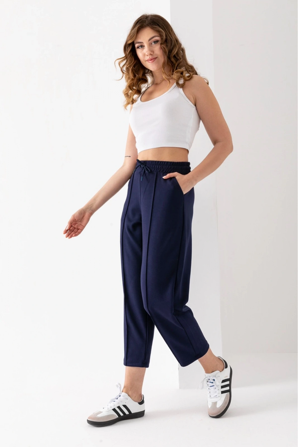 Kadın Lacivert Beli Lastikli Modal Kumaş Çımalı Bilek Pantolon Yumuşak Dokulu Şık Bağcıklı Pantolon