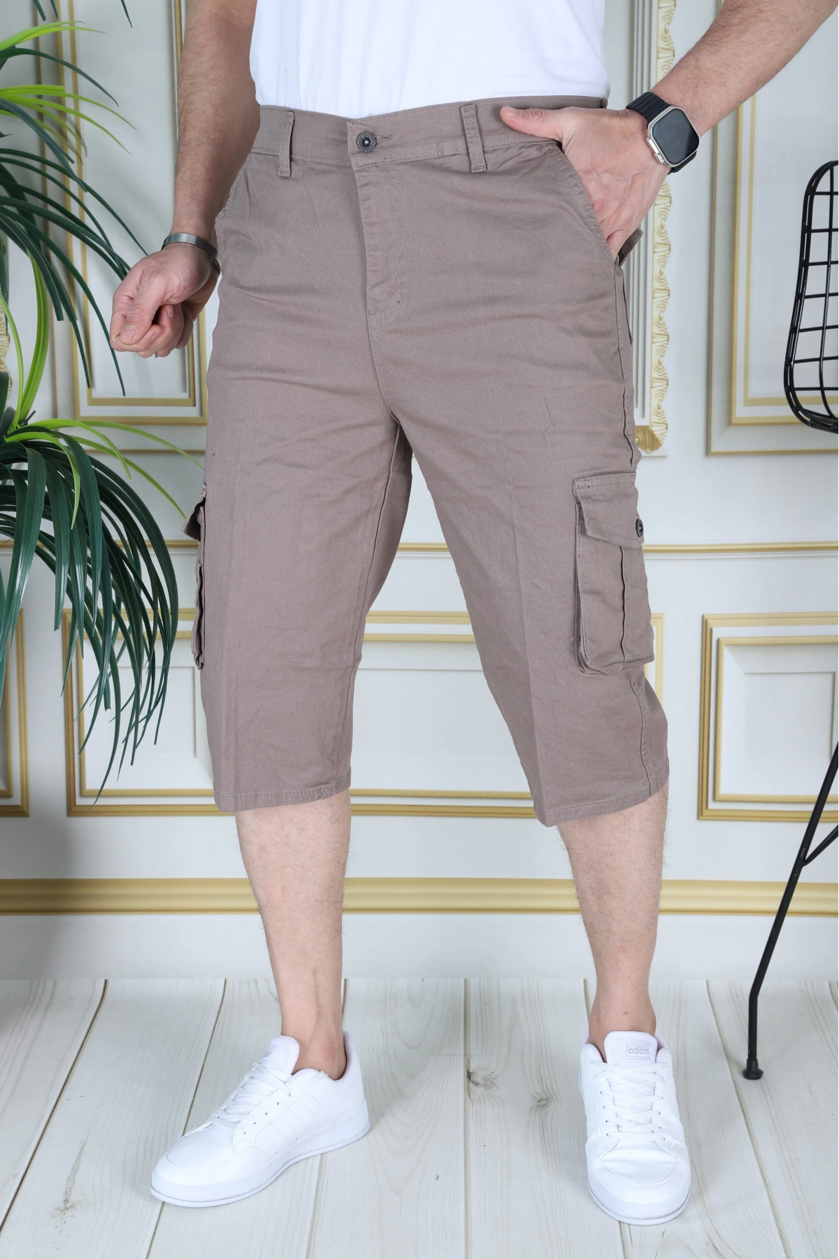 Kahverengi Erkek Regular Fit Rahat Kesim Kapri Likralı Gabardin Diz Altı Kargo Cepli Bermuda Kapri