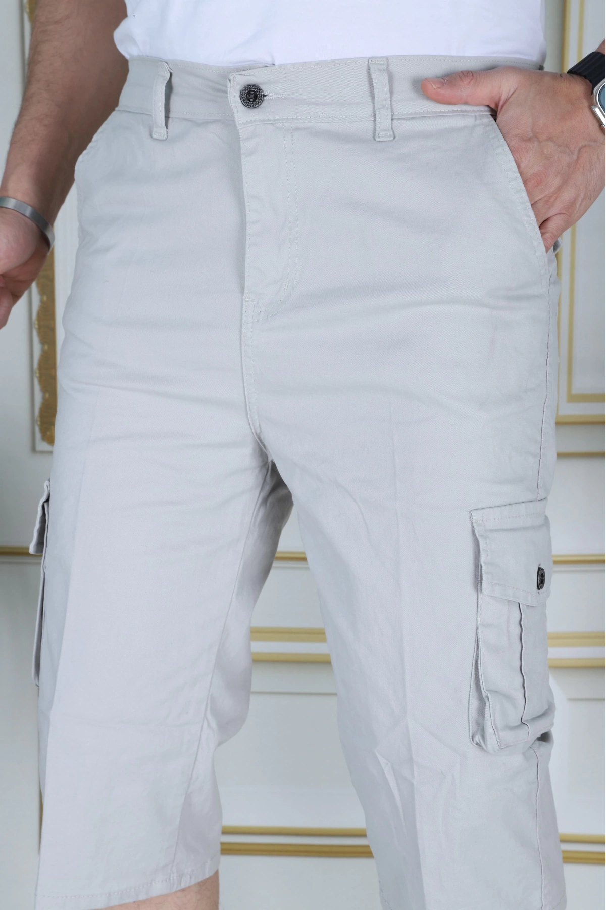 Taş Renk Erkek Regular Fit Rahat Kesim Kapri Likralı Gabardin Diz Altı Kargo Cepli Bermuda Kapri