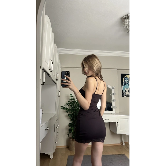 Kahverengi Askılı Dantelli Elbise