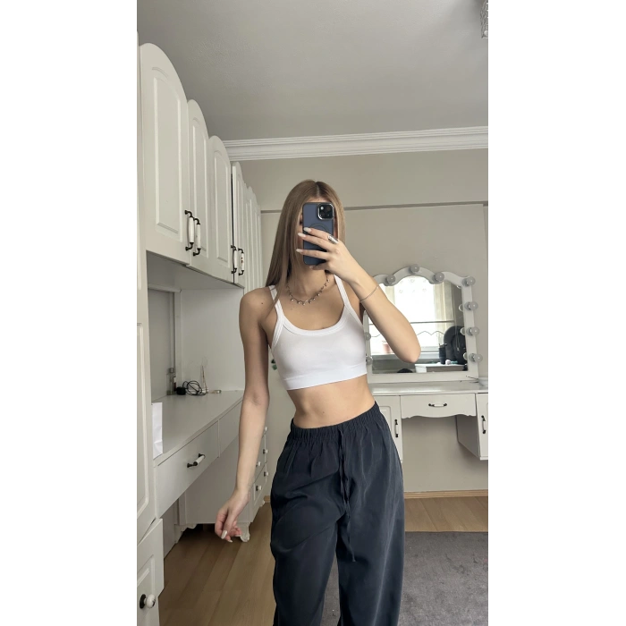 Beyaz Kalın Askılı Büstiyer