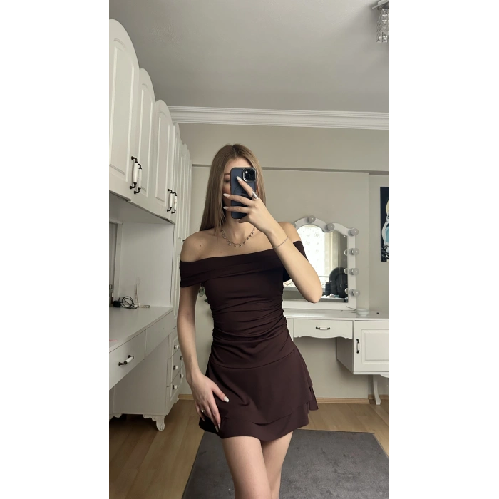 Kahverengi Madonna Yaka Drapeli Elbise