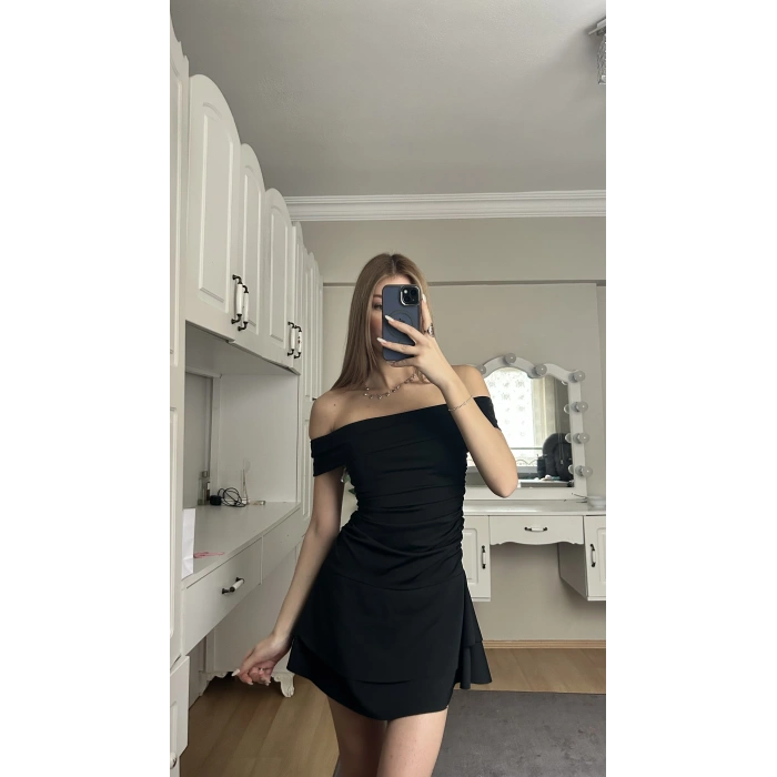 Siyah Madonna Yaka Drapeli Elbise