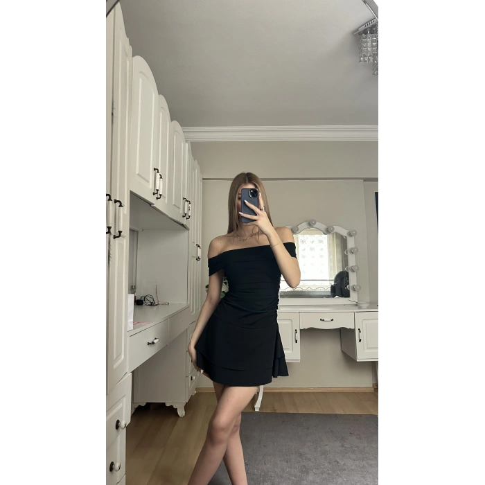 Siyah Madonna Yaka Drapeli Elbise