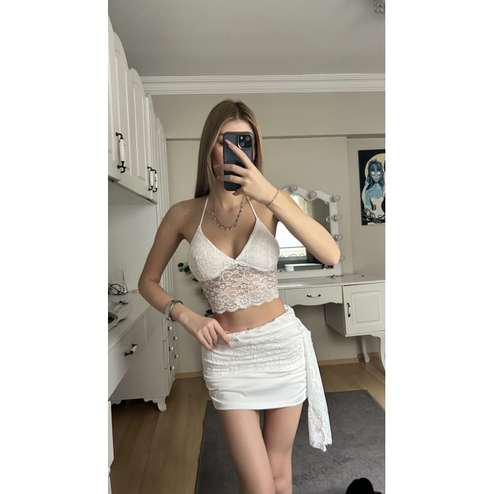 Beyaz Dantelli Büstiyer Etek Takım