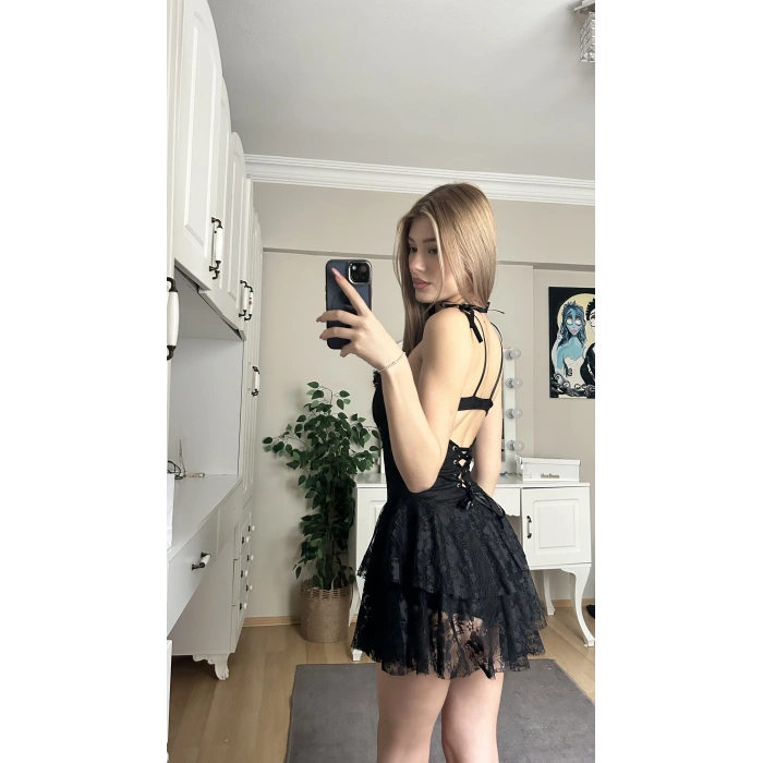 Siyah Askılı Sırt Detay Prenses Elbise