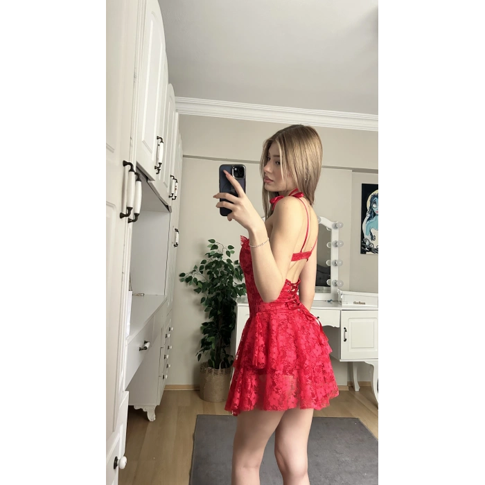 Kırmızı Askılı Sırt Detay Prenses Elbise
