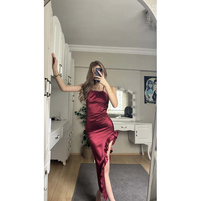 Bordo Saten Sırt Detay Yırtmaçlı Elbise