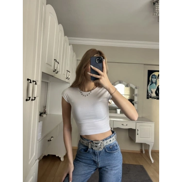 Beyaz Basic Crop Tshirt