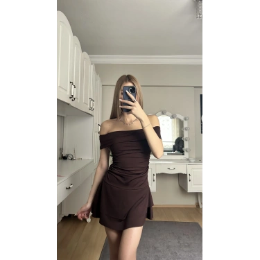 Kahverengi Madonna Yaka Drapeli Elbise