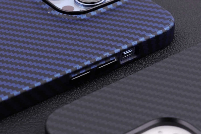 Apple iPhone 13 Pro Kılıf Karbon Fiber Tasarımlı Zore Karbono Kapak
