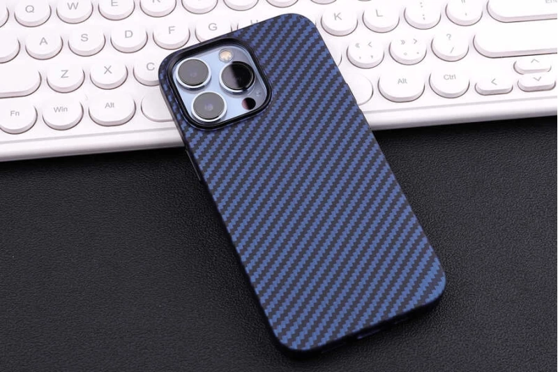 Apple iPhone 13 Pro Max Kılıf Karbon Fiber Tasarımlı Zore Karbono Kapak