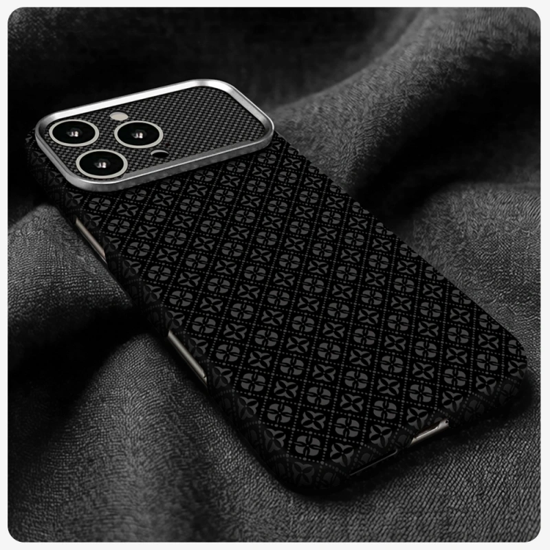 Apple iPhone 16 Pro Max Kılıf M-Safe Şarj Özellikli Zore Paris Velix Sert PC Kapak