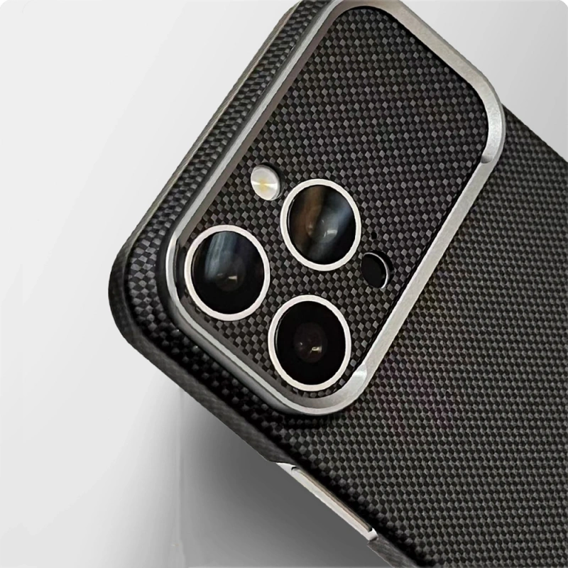 Apple iPhone 16 Pro Max Kılıf M-Safe Şarj Özellikli Zore Paris Zerre Sert PC Kapak