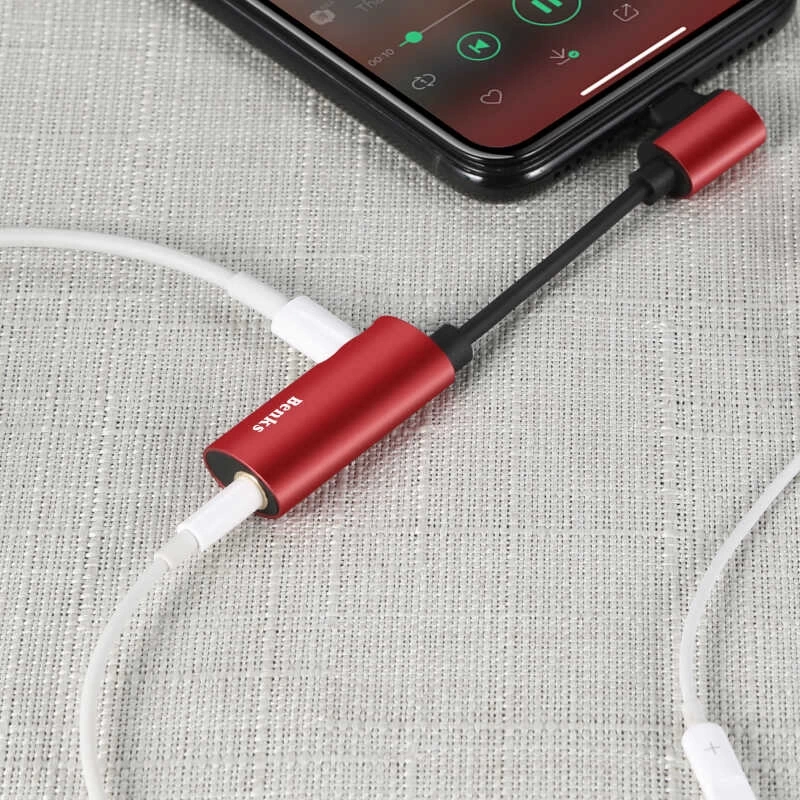 Benks U40 2 in 1 Lightning Audio Adaptör