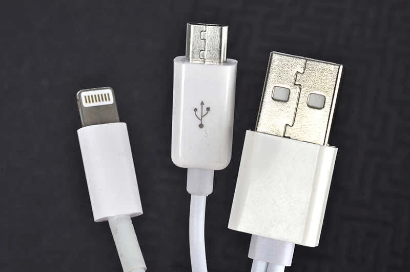 Zore 2 Uçlu Lightning-Micro Usb Kablo 1M