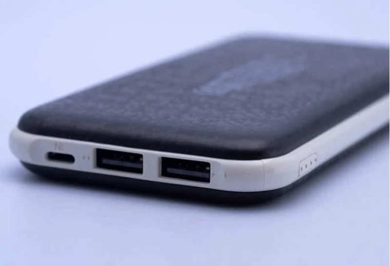 Zore 8000 Mah Powerbank Wireless Şarj