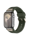 Apple Watch 44mm Zore KRD-117 Hava Alabilen Delikli Metal Süslemeli Desenli Silikon Kordon