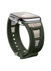 Apple Watch 44mm Zore KRD-117 Hava Alabilen Delikli Metal Süslemeli Desenli Silikon Kordon