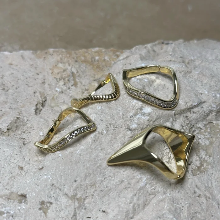 4 Adet Taşlı Gold Set Yüzük