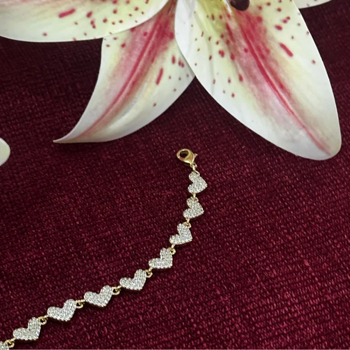 Çelik Kalpli Zirkon Bileklik Gold