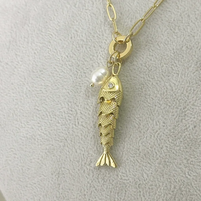 İncili Hareketli Balık Kolye Gold