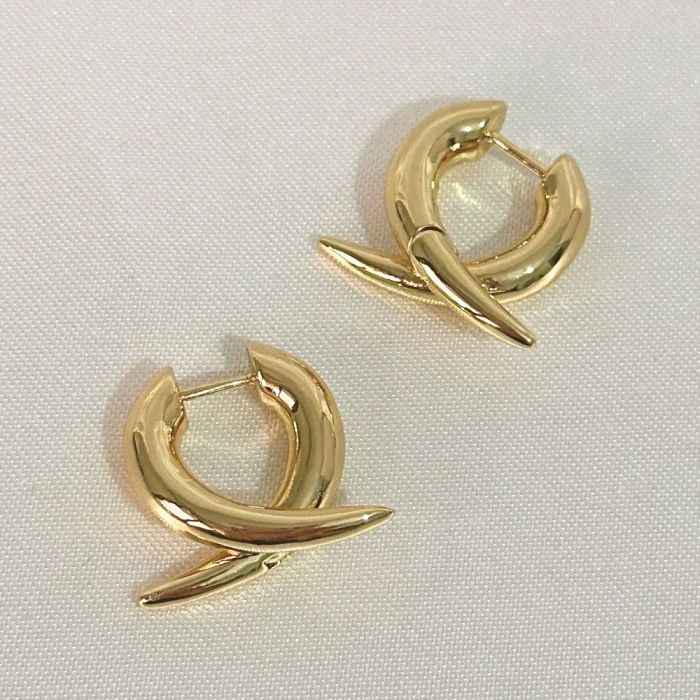 Sivri İki Taraflı Çelik Gold Küpe