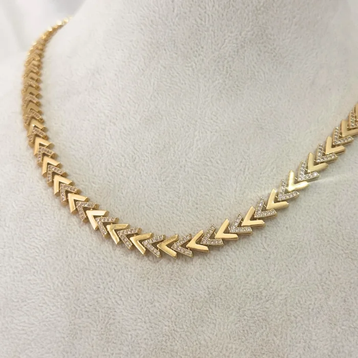 VIP Seri Zirkon Taşlı Ok Kolye Gold