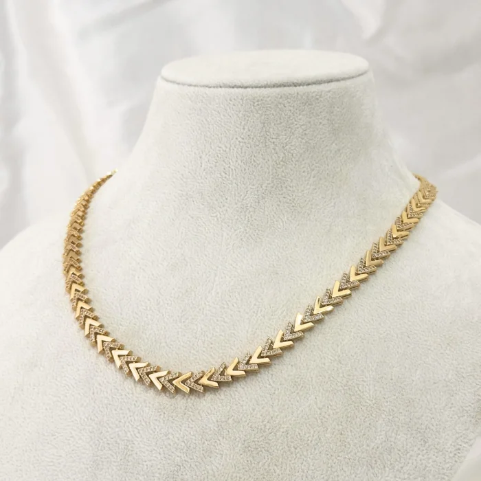 VIP Seri Zirkon Taşlı Ok Kolye Gold