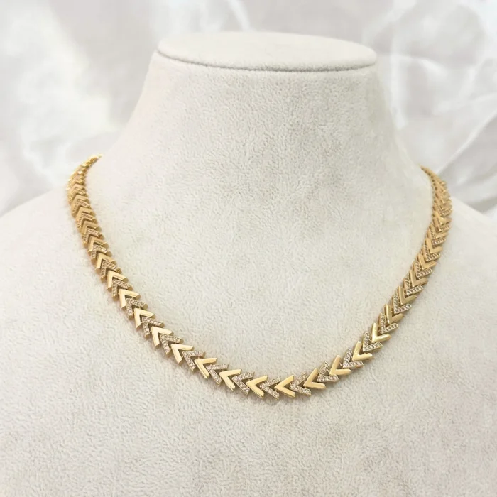 VIP Seri Zirkon Taşlı Ok Kolye Gold