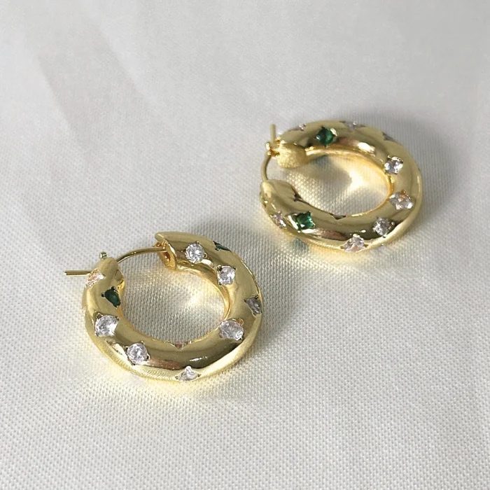 Yeşil Beyaz Taşlı Çelik Gold Küpe