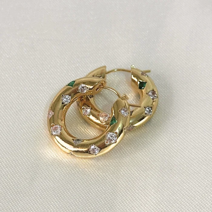 Yeşil Beyaz Taşlı Çelik Gold Küpe