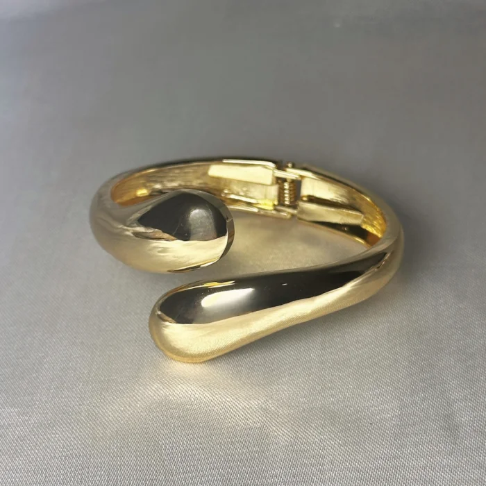 Zarif Damla Kelepçe Gold