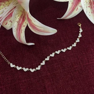 Çelik Kalpli Zirkon Bileklik Gold