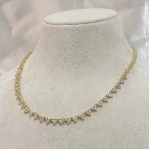 VIP Seri Zirkon Taşlı Üçgen Kolye Gold