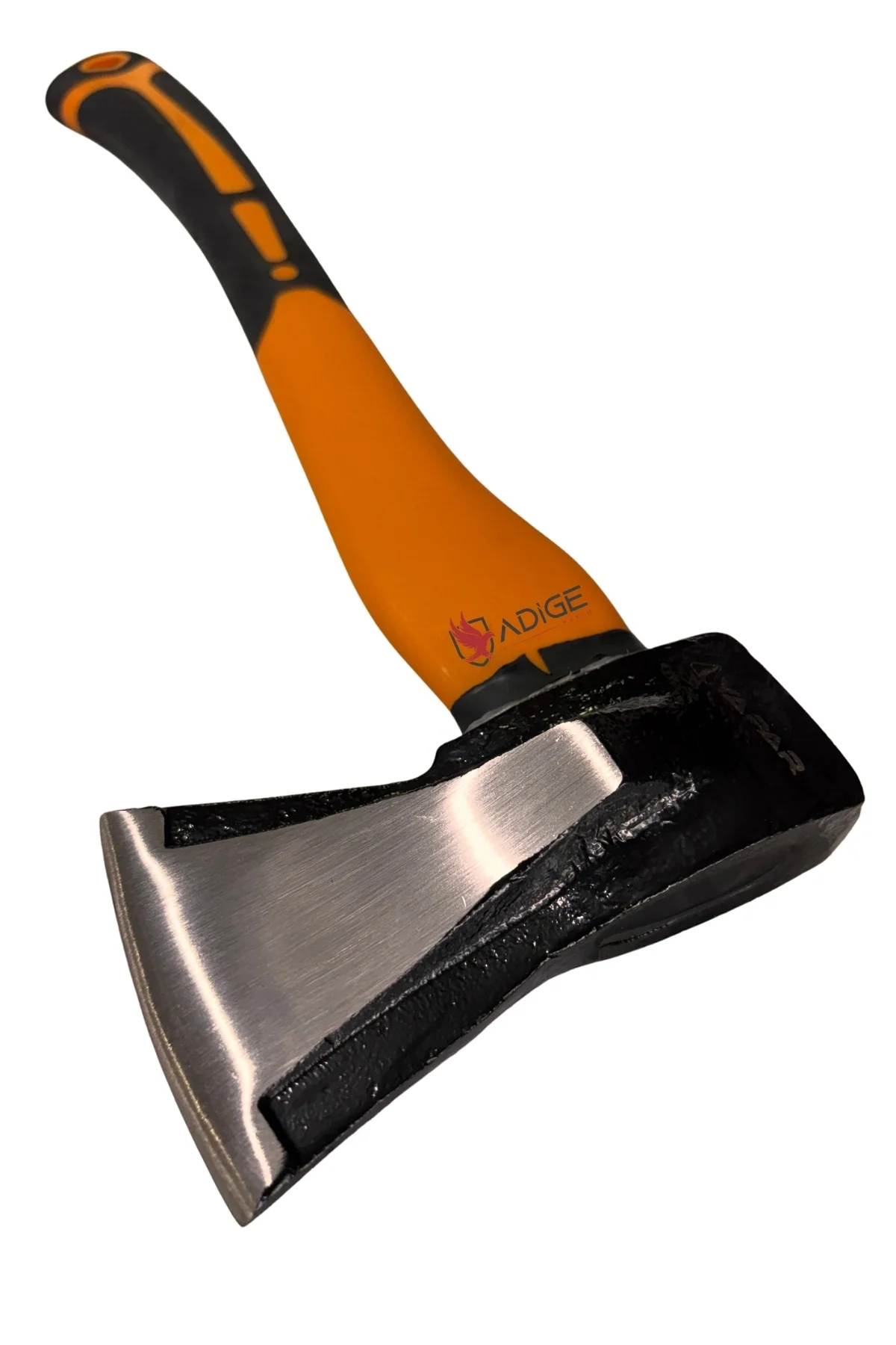 Yapar Fiber Saplı Dövme Çelik Yarma Baltası 1 Kg