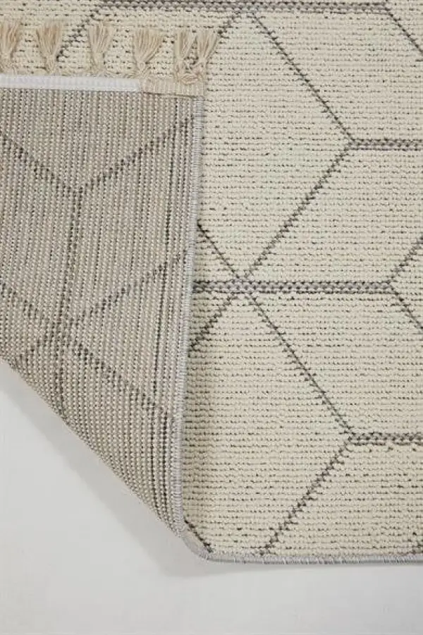 Dekorenti Halı Bukle 1407 Beyaz