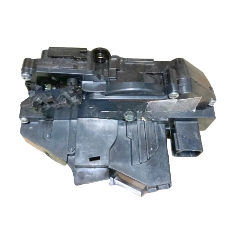 Arka Kapı Kilit Sağ (Çin Muadil) | Emgrand Ec7