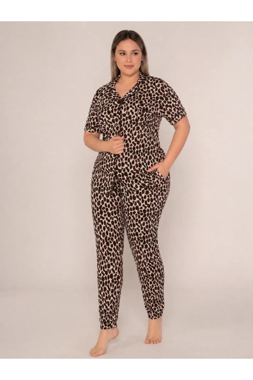 Büyük beden leopar desenli önden düğmeli %100 pamuk kadın pijama takımı