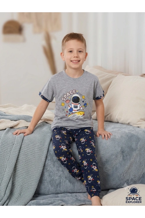 Erkek çocuk astronotlu pijama takımı