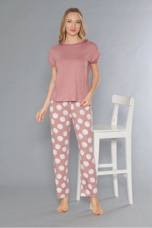 Pembe soft dokulu kısa kollu altı uzun pijama takımı